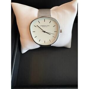London Fog Collection LF031YG Women Silver Mesh Strap White Dial Watch New Box